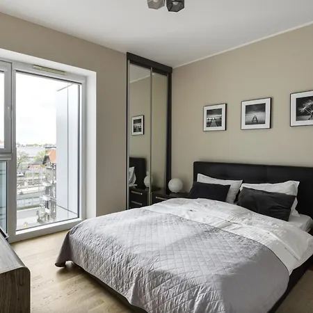 Hotel apartamentowy Towarowa