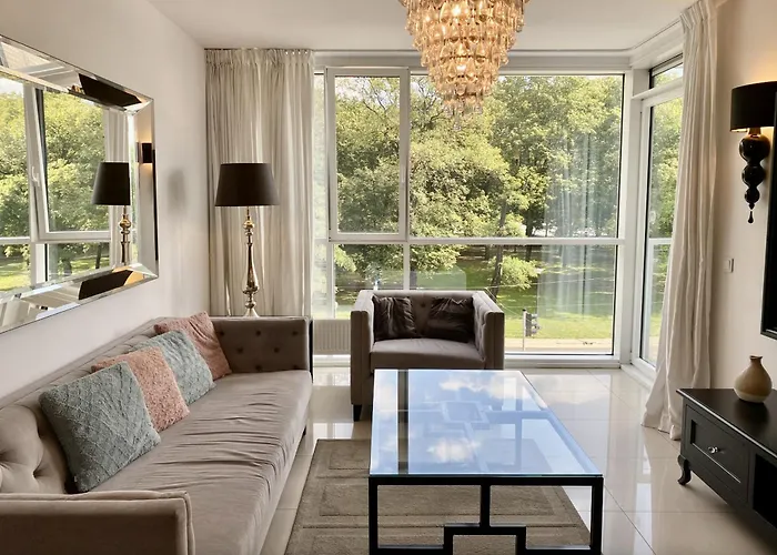 Towarowa Aparthotel 4*